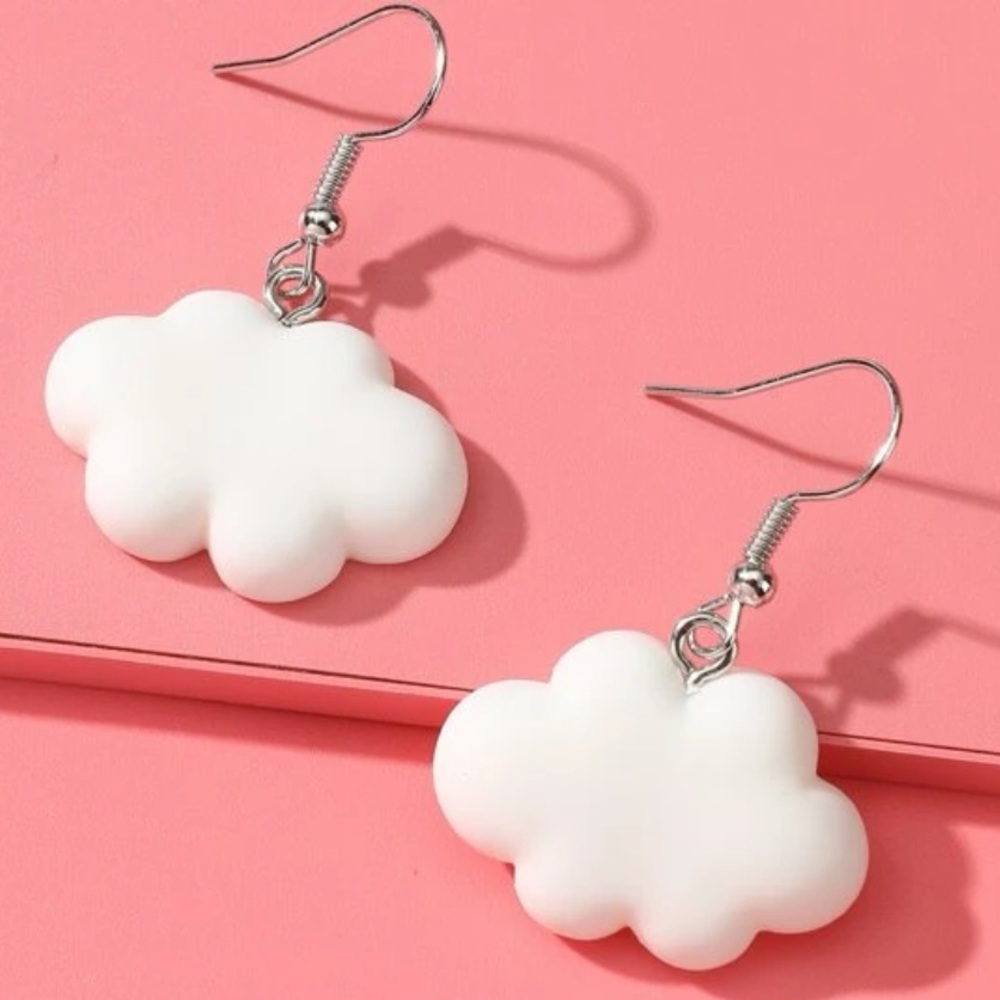 cute cloud pendant dangle earrings - Picture 2 of 4